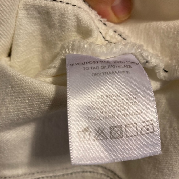 𝅺LPA pristine white cropped jean jacket. Size XS - Picture 12 of 12